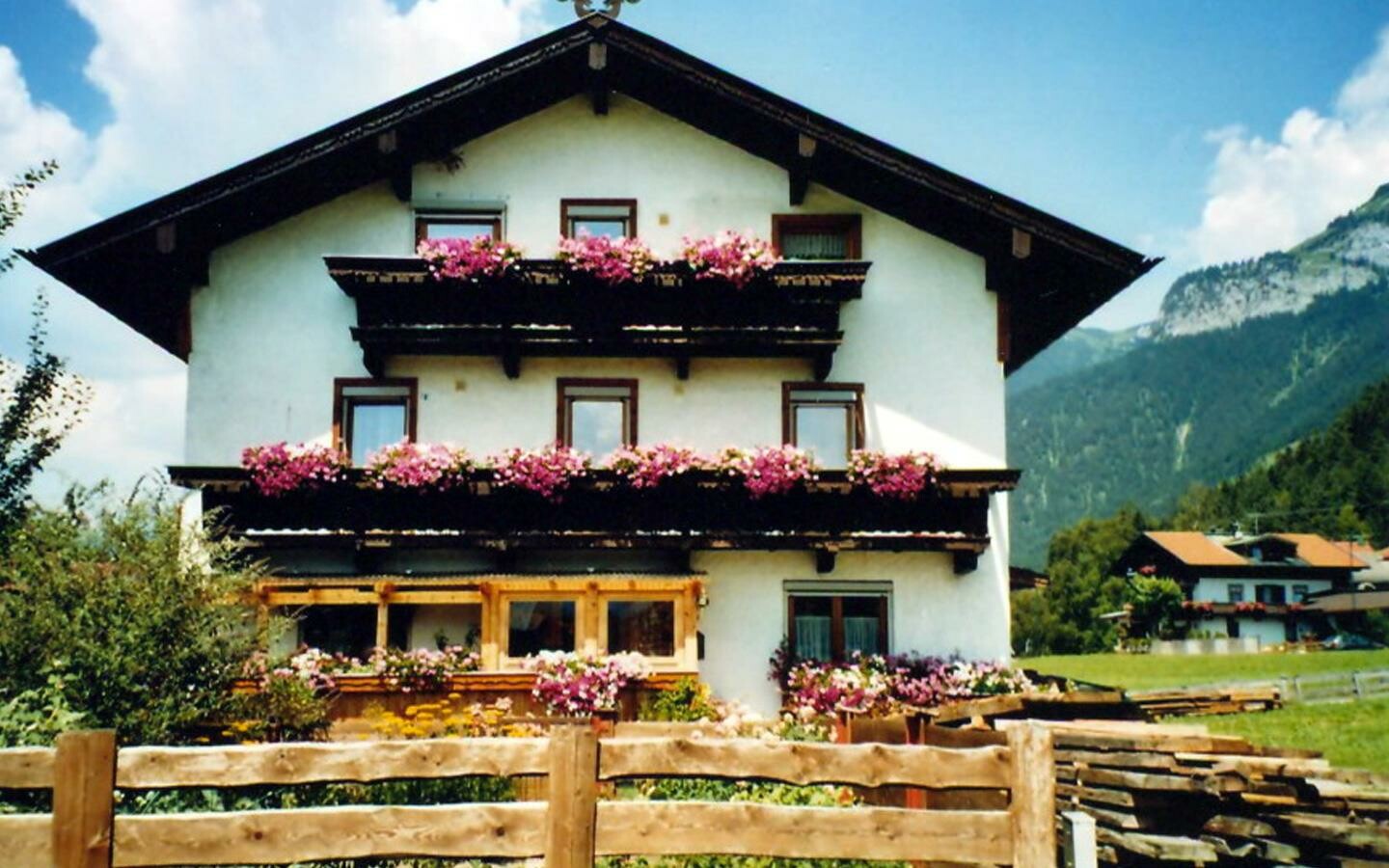 Landhaus-Mayr-Sommer.jpg